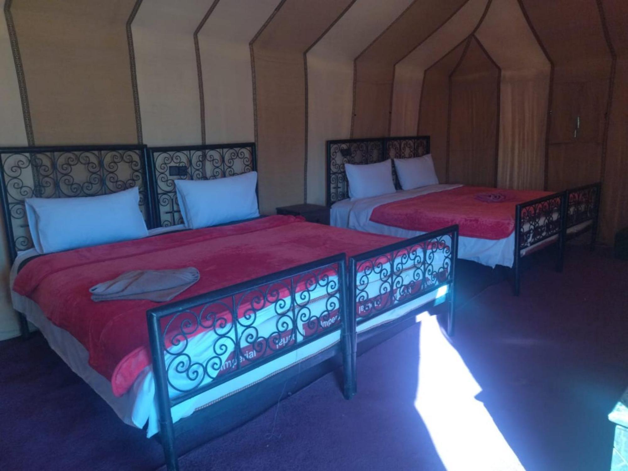 Holiday Desert Camp Merzouga Buitenkant foto