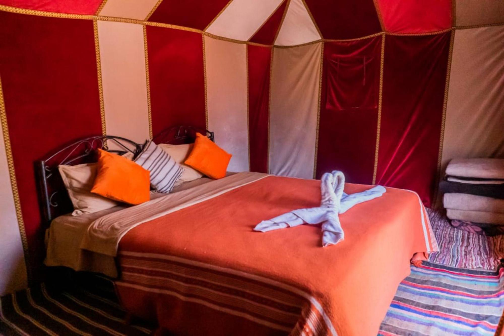 Holiday Desert Camp Merzouga Buitenkant foto