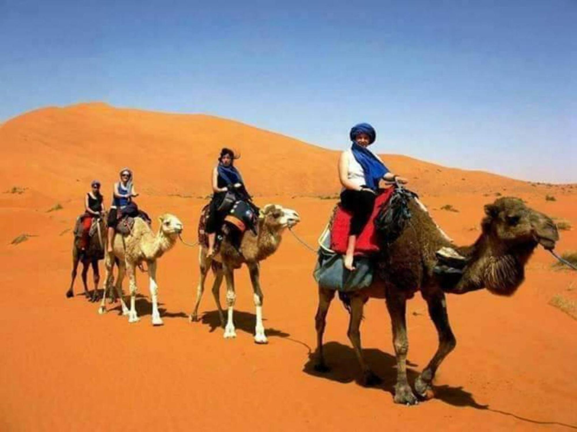 Holiday Desert Camp Merzouga Buitenkant foto