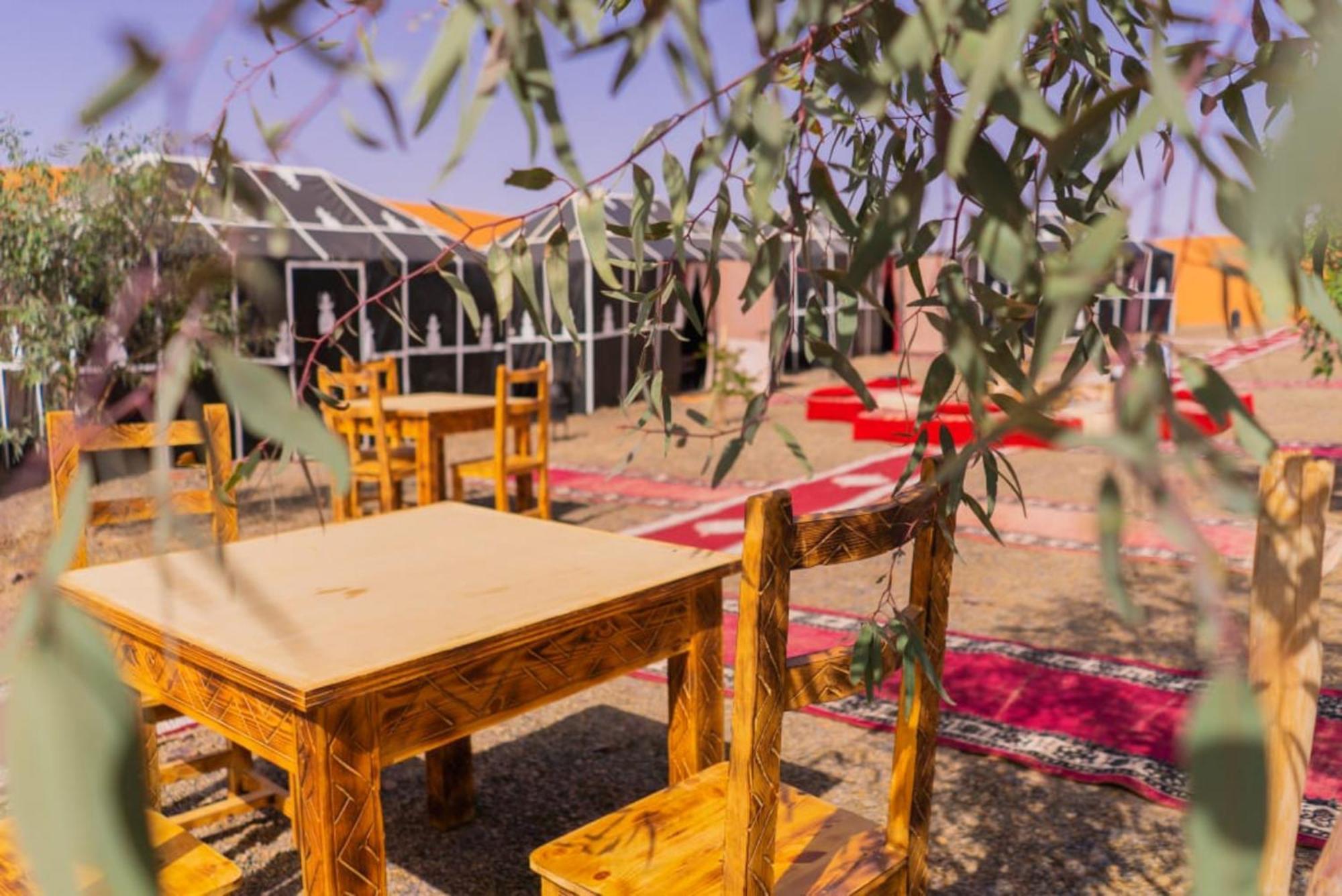 Holiday Desert Camp Merzouga Buitenkant foto